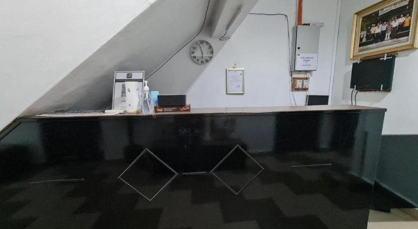 Oyo 90936 Hotel Manjoi Inn Ipoh Zewnętrze zdjęcie
