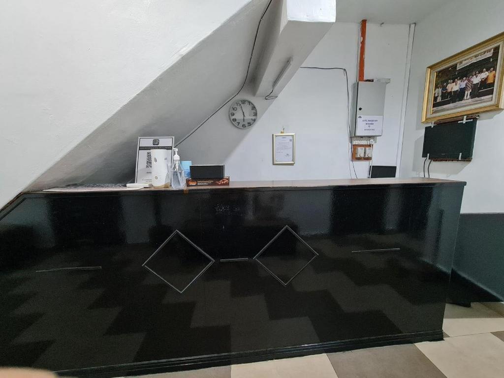 Oyo 90936 Hotel Manjoi Inn Ipoh Zewnętrze zdjęcie